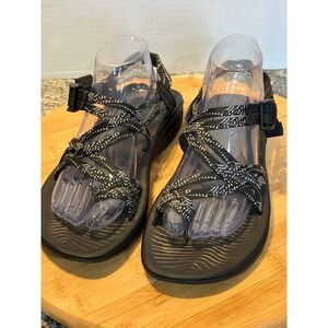 Chaco Z Cloud X2 Sandals Womens 10 Black White Strappy Toe Loop Athletic Shoes